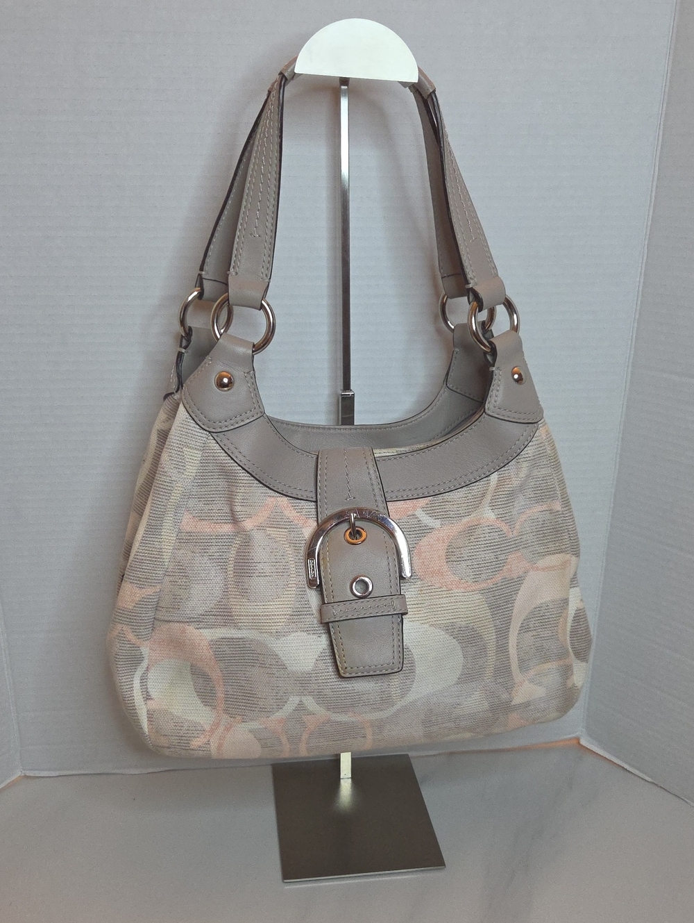 Coach Soho Optic Signature Lynn Hobo - Style F19193